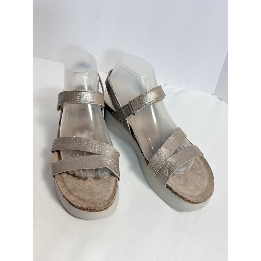 Munro Juniper Champagne Silver Leather Platform Wedge Sandals Womens 10N
